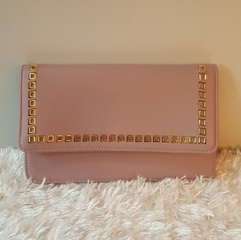 Clutch purse